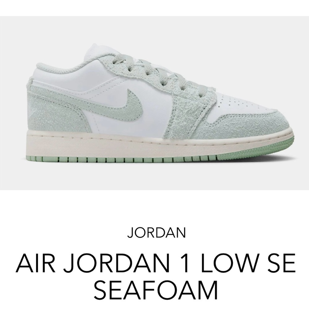 Jordan Air Jordan 1 Low SE Kids Shoes - White and Seafoam